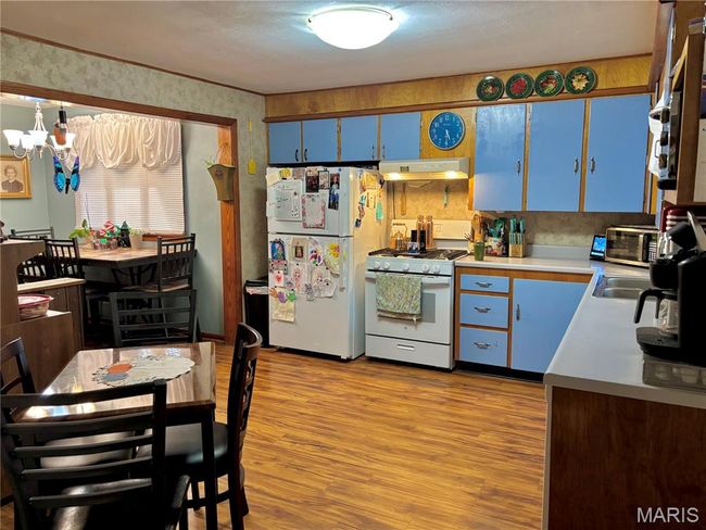 5661 Humbert Rd, House other with 2 bedrooms, 2 bathrooms and 2 parking in Alton IL | Image 7