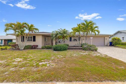 3136 Gulf Gate Drive, Sarasota, FL, 34231 | Card Image