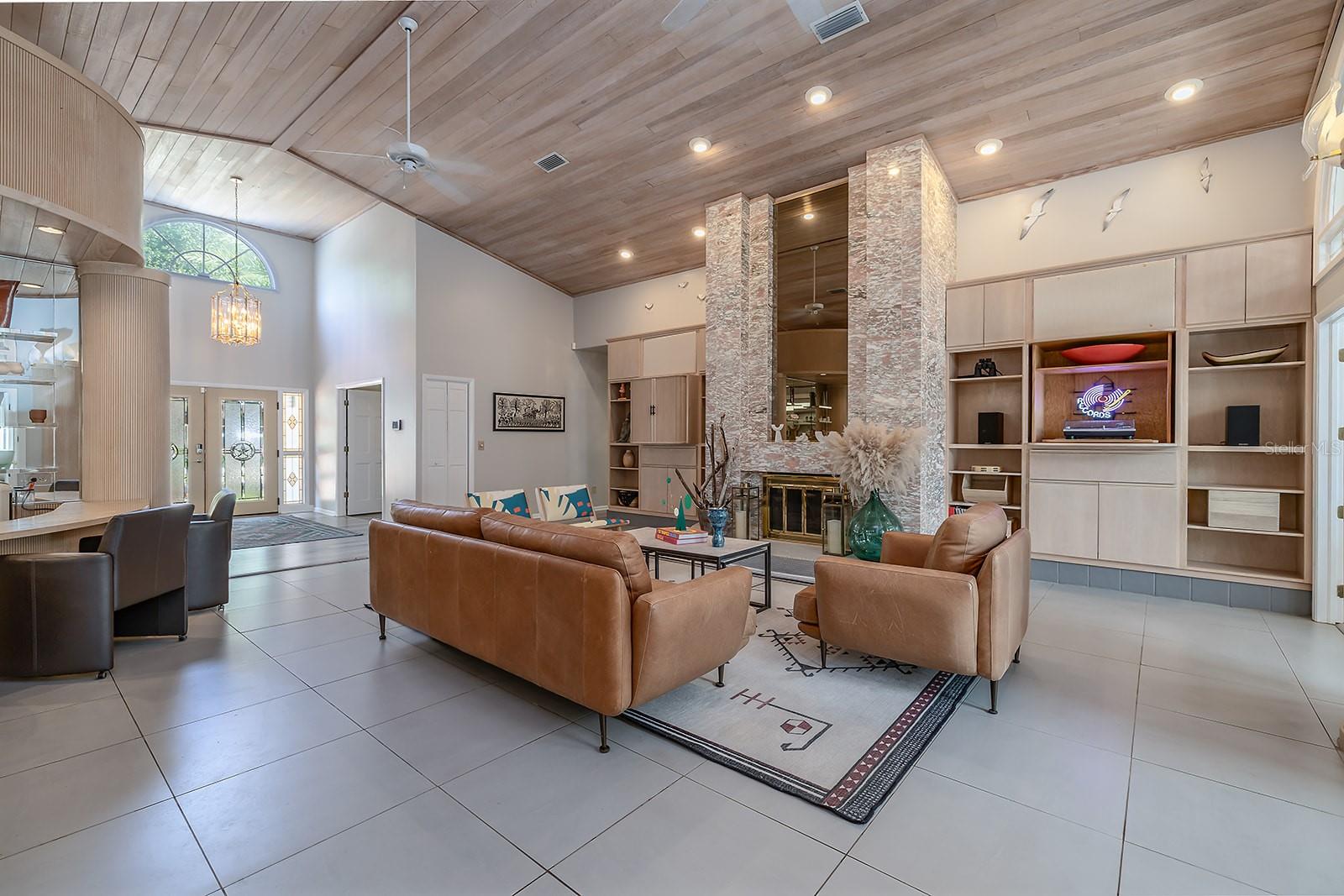 Residential in ORMOND BEACH 2