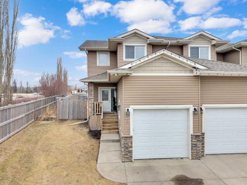 9 Ross Close, Sylvan Lake, AB, T4S0K4 | Card Image