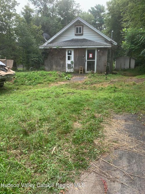 333 W Saugerties Rd, Saugerties, NY, 12477-3148 | Card Image