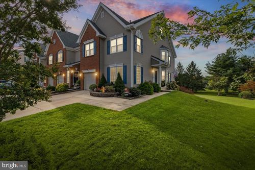 19 Augusta Ln, BLACKWOOD, NJ, 08012-5549 | Card Image
