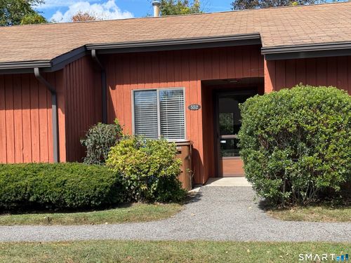 552-552 Asbury Rdg, Shelton, CT, 06484-4886 | Card Image
