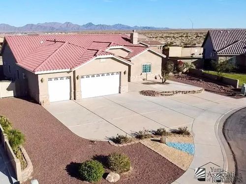 3939 S Dana Dr, Yuma, AZ, 85365-6217 | Card Image