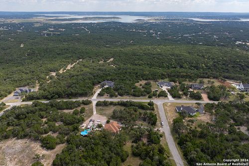 865 Rutherford, Fischer, TX, 78623-2052 | Card Image