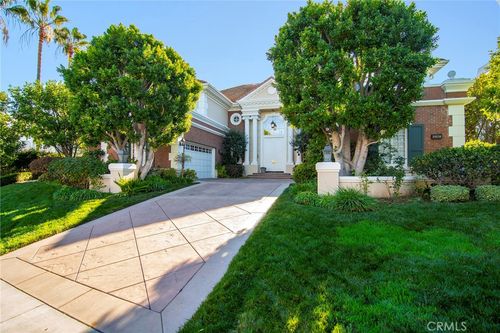 19134 Briarfield Way, Tarzana, CA, 91356-5805 | Card Image