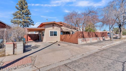 2913 Calle De Oriente, Santa Fe, NM, 87507-5139 | Card Image