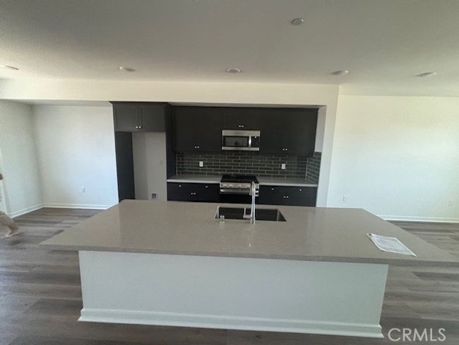 Beautiful Kitchen with center Island | Image 15