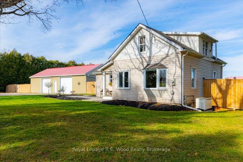 303 Concession 2, Scotland, ON, N0E1R0 | Card Image