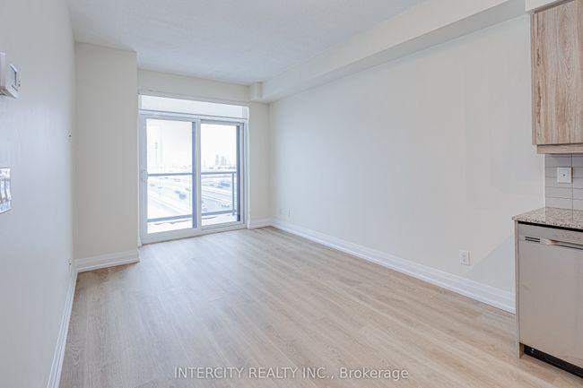 617 - 3600 Highway 7, Condo with 2 bedrooms, 1 bathrooms and 1 parking in Vaughan ON | Image 14