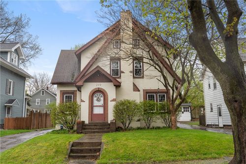 299 Spencer Rd, Irondequoit, NY, 14609-5610 | Card Image