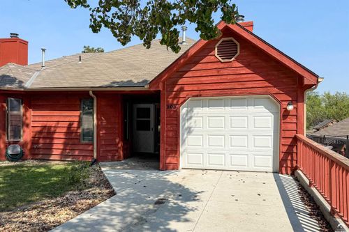 203 Summertree Ln, Lawrence, KS, 66049-1831 | Card Image