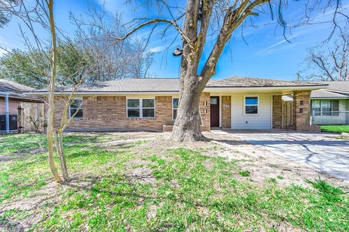 6615 Dewville Ln, Houston, TX, 77076-3109 | Card Image