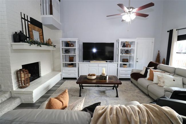 25107 Spring Creek Dr, House other with 4 bedrooms, 2 bathrooms and 2 parking in Spring TX | Image 7
