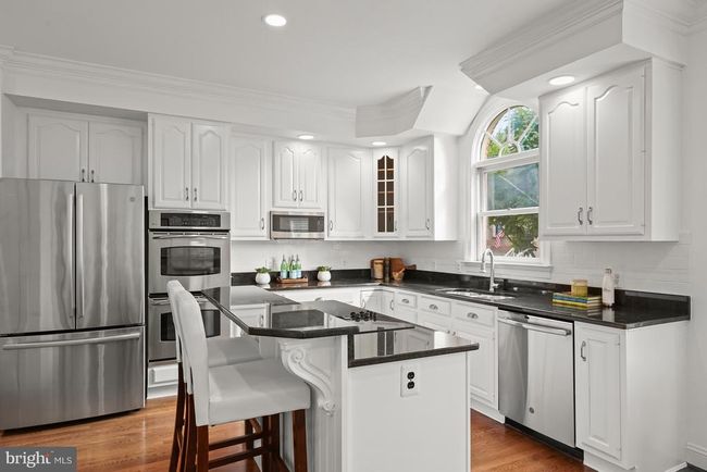 6638 Hampton View Pl, Townhouse with 3 bedrooms, 4 bathrooms and null parking in MCLEAN VA | Image 14