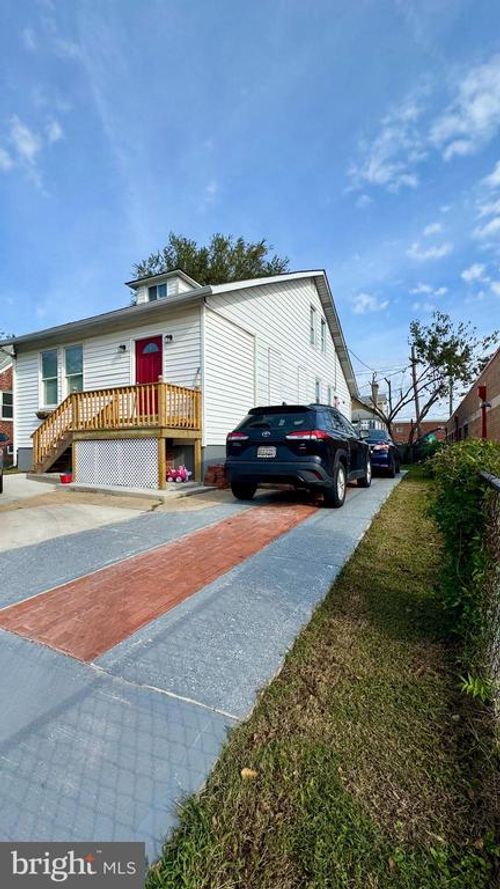 420 Maude Ave, BROOKLYN, MD, 21225-1825 | Card Image