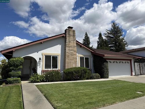 3974 Montrose St, Napa, CA, 94558 | Card Image