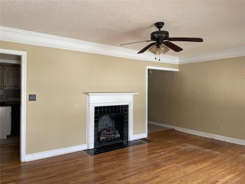 1867 Dresden Dr Ne, Brookhaven, GA, 30319-3665 | Card Image