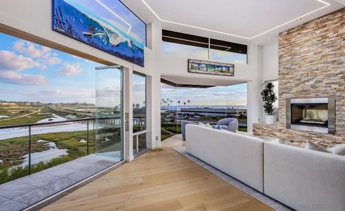 2516 San Elijo Ave, Cardiff by the Sea, CA, 92007-2126 | Card Image