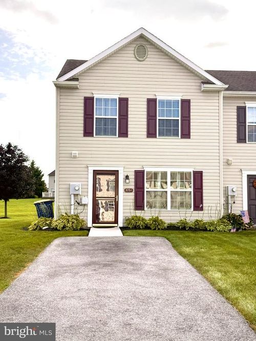32-3750 Mazeland Ct, DOVER, PA, 17315-3690 | Card Image