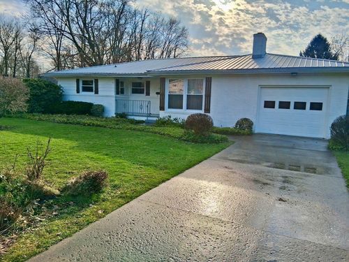 95 3rd Ave, Albion, PA, 16401-1334 | Card Image