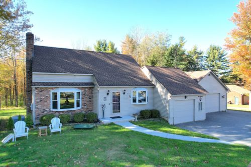 197 Spencer Hill Rd, Winsted, CT, 06098-2242 | Card Image