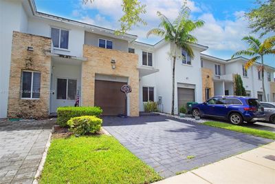 17629 Sw 150th Ct, Townhouse with 3 bedrooms, 2 bathrooms and null parking in Miami FL | Image 3