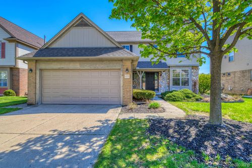 1777 Brookdale Dr, Canton, MI, 48188-5009 | Card Image