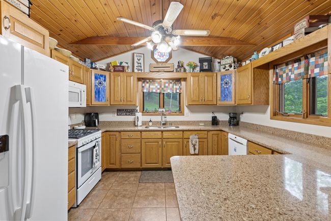27046 County Rd S, House other with 3 bedrooms, 2 bathrooms and null parking in Blair WI | Image 11