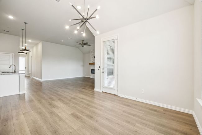 1339 Coronado Ct, House other with 3 bedrooms, 2 bathrooms and null parking in Justin TX | Image 5