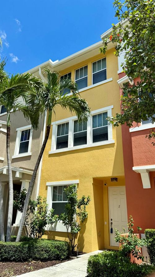 unit-2-1740 San Benito Way, West Palm Beach, FL, 33401-8327 | Card Image