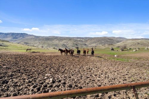11555 Liberty Rd, Sweet, ID, 83670-5064 | Card Image