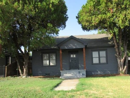 2734 Burchill Rd, Fort Worth, TX, 76105-3011 | Card Image
