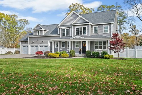 6 Hehns Farm Way, Hopkinton, MA, 01748-1951 | Card Image