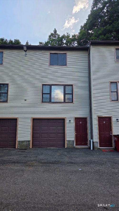 2b-18 Allen Ct, Meriden, CT, 06451-3659 | Card Image
