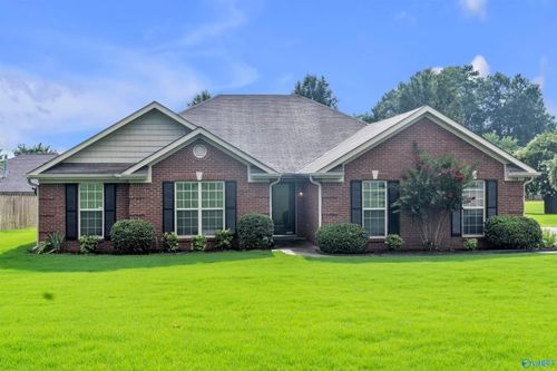 110 Cherry Gln, Huntsville, AL, 35811-7954 | Card Image
