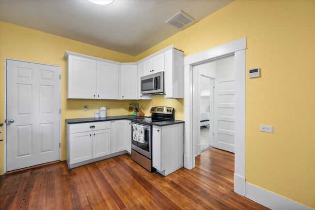 308 W Heard St, House other with 2 bedrooms, 1 bathrooms and null parking in Cleburne TX | Image 11