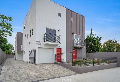 4453 Colfax Ave, North Hollywood, CA, 91602-1909 | Card Image
