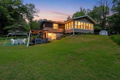 N11598 Kosir Lane, SILVER CLIFF, WI, 54104 | Card Image