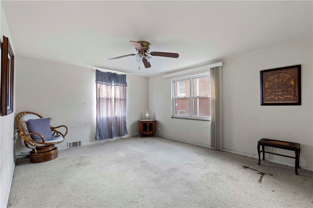 Residential in Clairton 3