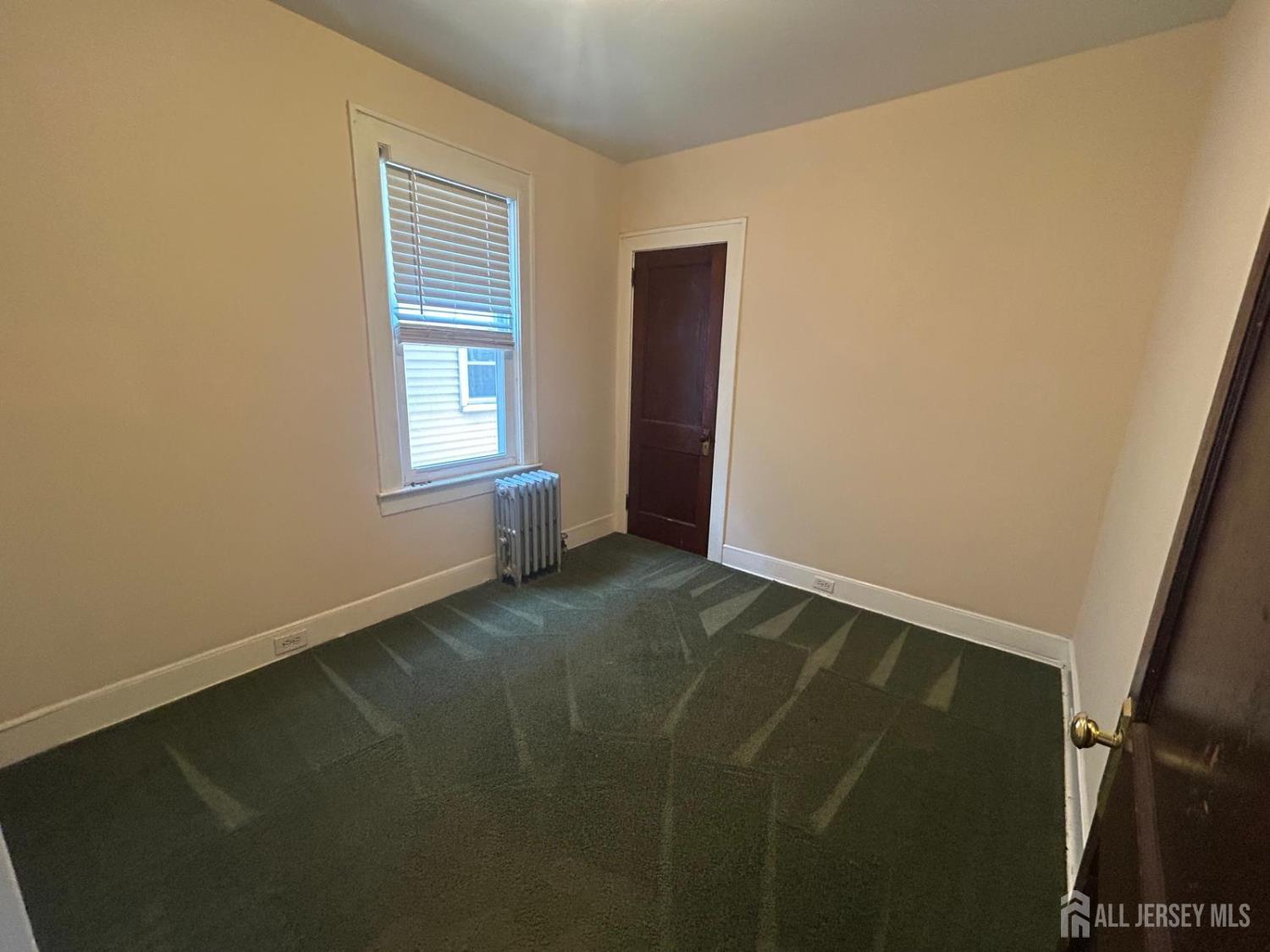 Residential Lease in Edison 4