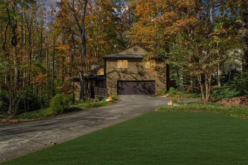 4274 Loch Highland Pkwy Ne, Roswell, GA, 30075-2044 | Card Image