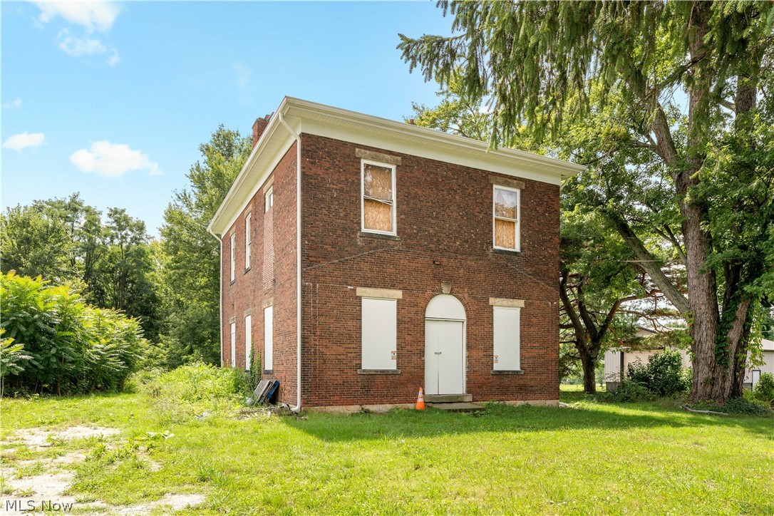 Commercial Sale in North Canton