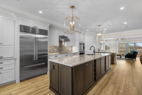 6-19 Bridge St, Kittery, ME, 03904-1789 | Card Image