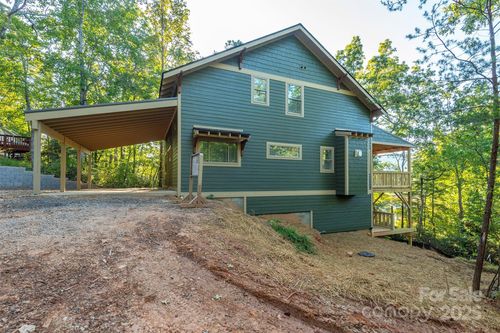 105 Bartram Way, Black Mountain, NC, 28711-0539 | Card Image
