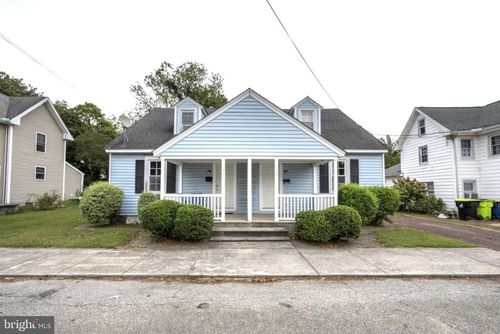 305 Walnut St, MILTON, DE, 19968-1449 | Card Image
