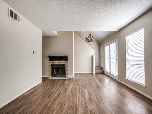 207-9839 Walnut St, Dallas, TX, 75243-8871 | Card Image