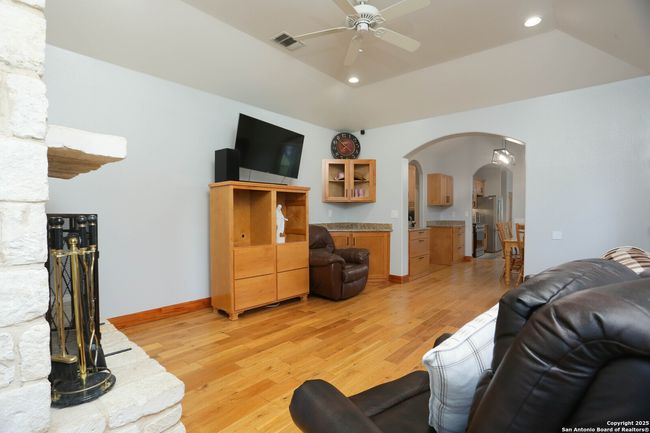 1411 Driftwood Rdg, House other with 6 bedrooms, 3 bathrooms and null parking in Spring Branch TX | Image 17