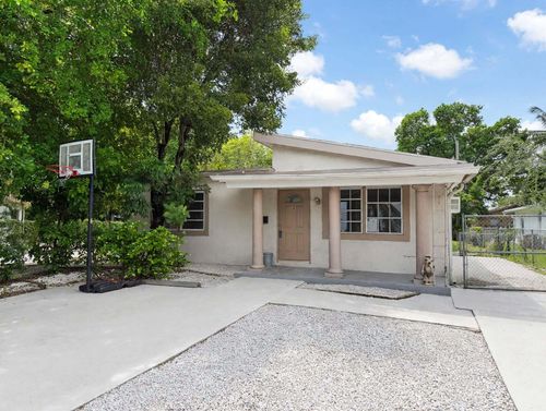 3-216 Nw 12th Ct, Pompano Beach, FL, 33060-5431 | Card Image