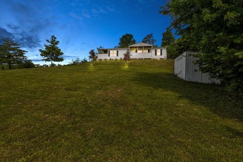 125 Wild Ridge Rd, Morehead, KY, 40351-9558 | Card Image